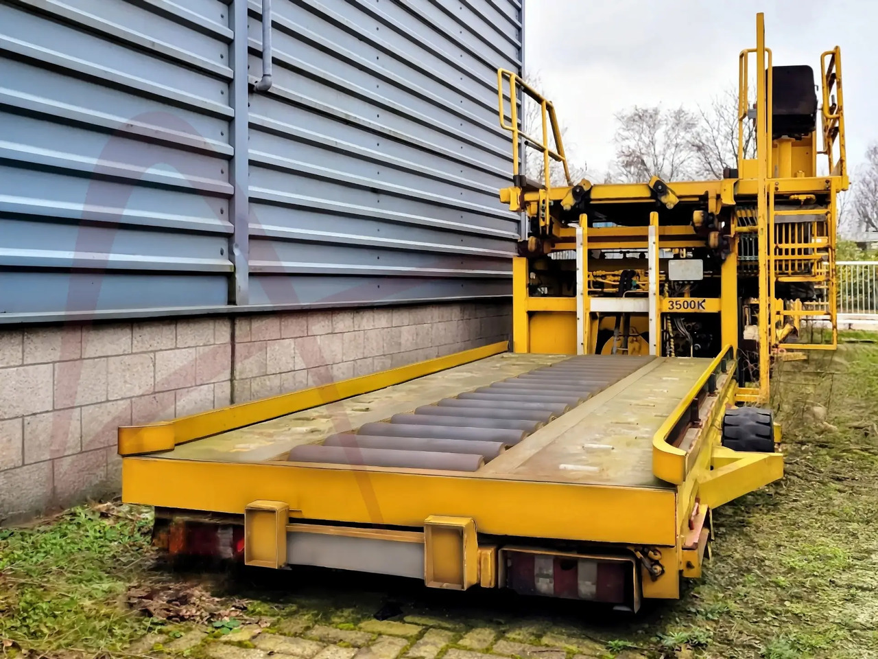 TREPEL PCL35/35 - محملات الحاويات والمنصات النقالة: صورة 1 TREPEL PCL35/35 - محملات الحاويات والمنصات النقالة: صورة 1