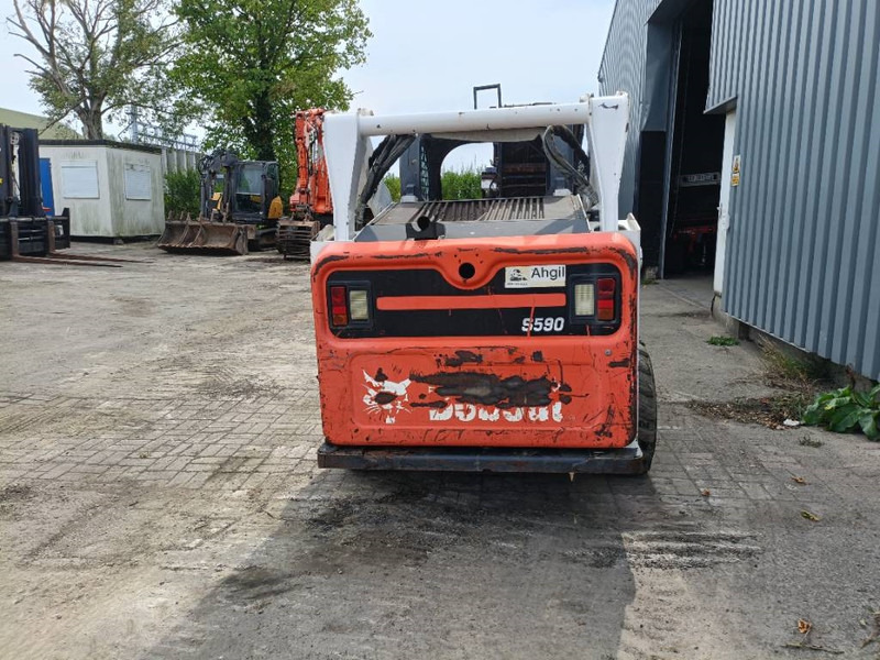 Bobcat s590 schranklader skid steer loader bucket, forks - شيول صغير: صورة 4 Bobcat s590 schranklader skid steer loader bucket, forks - شيول صغير: صورة 4