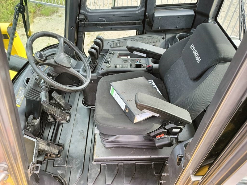 رافعة شوكية ديزل Hyundai 160 D-9 heftruck forklift stapler 16 ton CE: صورة 14 رافعة شوكية ديزل Hyundai 160 D-9 heftruck forklift stapler 16 ton CE: صورة 14