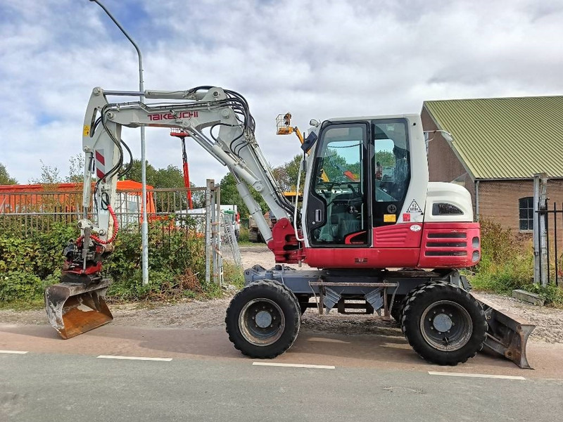 Takeuchi TB 295 W mobiele graafmachine mobile excavator - حفارة دولاب: صورة 2 Takeuchi TB 295 W mobiele graafmachine mobile excavator - حفارة دولاب: صورة 2