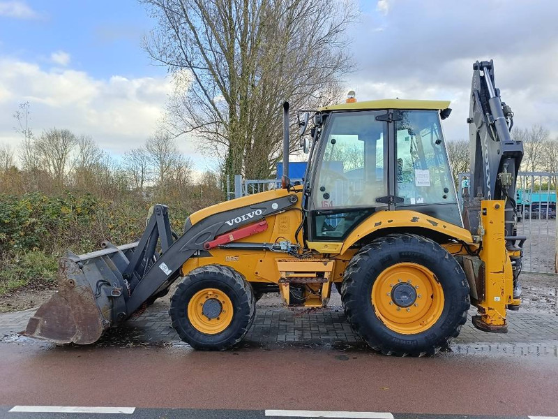 Volvo BL 61 + graaflaad combinatie backhoe loader lader - جرافة حفار: صورة 1 Volvo BL 61 + graaflaad combinatie backhoe loader lader - جرافة حفار: صورة 1