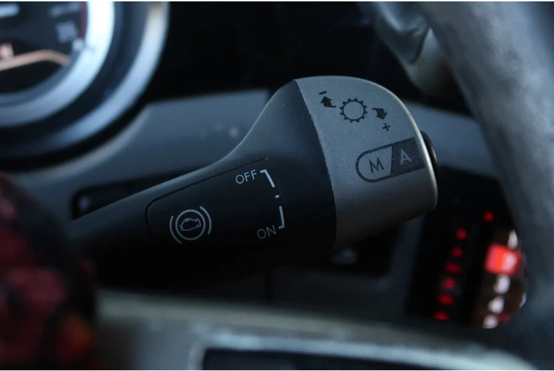 DAF XF 460 6X2/ SSC/ FULL AIR/ LIFT-LENK/ EURO 6 - وحدة جر: صورة 4 DAF XF 460 6X2/ SSC/ FULL AIR/ LIFT-LENK/ EURO 6 - وحدة جر: صورة 4