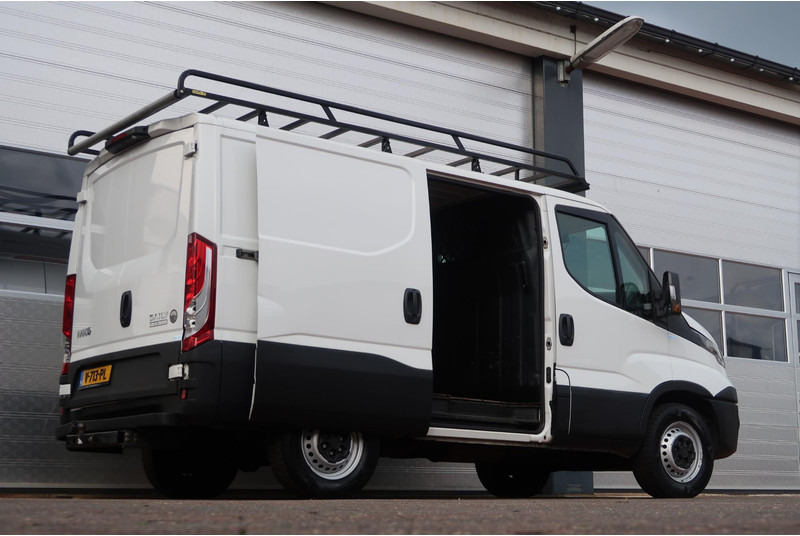 Iveco Daily 35S14V 300 L1H1 AUT/ 3,5t/ CAM/ CRUISE/ TREKHAAK/ AIRCO/ ETC - فان: صورة 3 Iveco Daily 35S14V 300 L1H1 AUT/ 3,5t/ CAM/ CRUISE/ TREKHAAK/ AIRCO/ ETC - فان: صورة 3