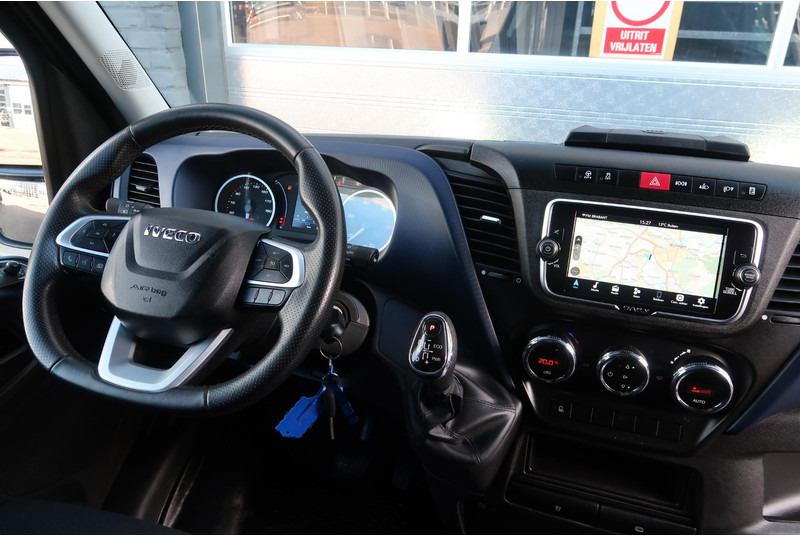 Iveco Daily 35S18HV 3.0 35 L2 H2 AUT/ LED/ CAMERA/ 3.5T/ CRUISE/ CLIMA/ TREKHAAK - فان: صورة 5 Iveco Daily 35S18HV 3.0 35 L2 H2 AUT/ LED/ CAMERA/ 3.5T/ CRUISE/ CLIMA/ TREKHAAK - فان: صورة 5