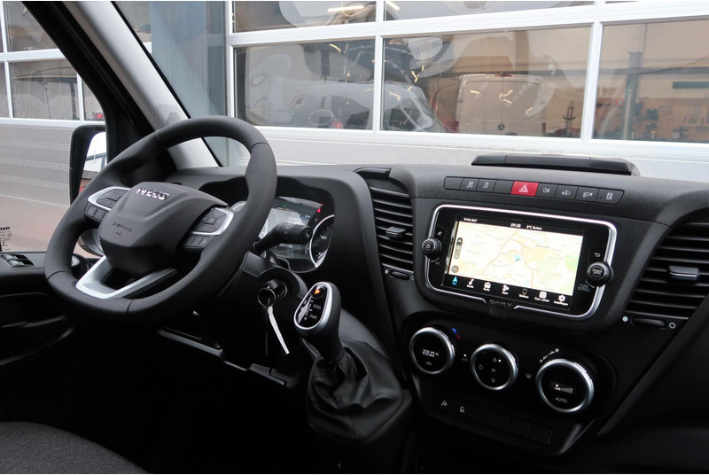 Iveco Daily 35S18HV 3.0 L2H2 AUT/ 2X SCHUIFDEUR/ CAMERA/ LED/ CRUISE/ CLIMA/ NAVI - فان: صورة 5 Iveco Daily 35S18HV 3.0 L2H2 AUT/ 2X SCHUIFDEUR/ CAMERA/ LED/ CRUISE/ CLIMA/ NAVI - فان: صورة 5