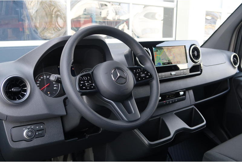 Mercedes-Benz Sprinter 317 CDI L2H2 RWD BPM VRIJ/ AUT/ 3.5T/ LED/ CAMERA/ MBUX/ CRUISE/ CLIMA - فان: صورة 2 Mercedes-Benz Sprinter 317 CDI L2H2 RWD BPM VRIJ/ AUT/ 3.5T/ LED/ CAMERA/ MBUX/ CRUISE/ CLIMA - فان: صورة 2