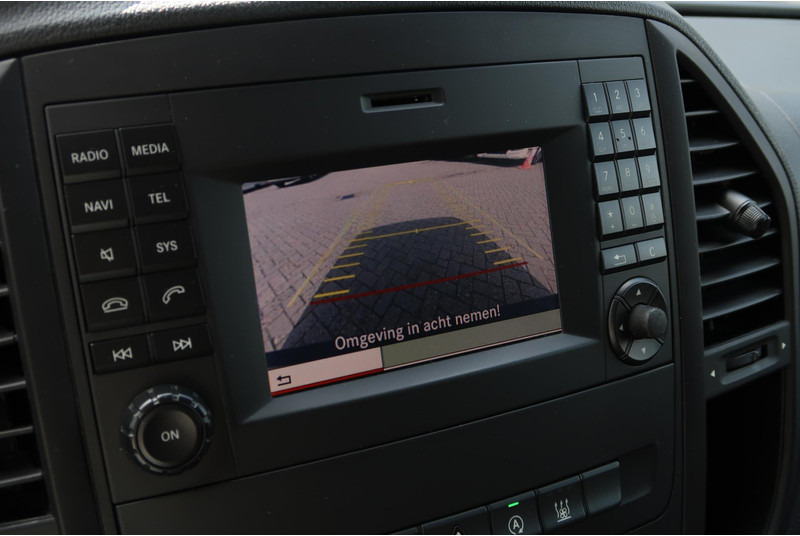 Mercedes-Benz Vito 119 CDI 4X4 AUT/ 4Matic/ CAMERA/ LED/ CLIMA/ CRUISE - فان المدمجة: صورة 4 Mercedes-Benz Vito 119 CDI 4X4 AUT/ 4Matic/ CAMERA/ LED/ CLIMA/ CRUISE - فان المدمجة: صورة 4
