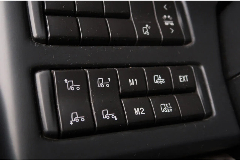 Scania P500 6x2/ FULL AIR/ HYDRAULIC/ LEATHER/ 2.950 WB/ DIFF LOCK/ SLIDE DISH - وحدة جر: صورة 4 Scania P500 6x2/ FULL AIR/ HYDRAULIC/ LEATHER/ 2.950 WB/ DIFF LOCK/ SLIDE DISH - وحدة جر: صورة 4