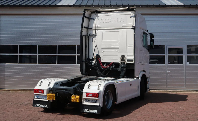 Scania S450 NGS RETARDER/ 2X TANK/ ACC/ PARK CLIMA/ DIFF LOCK - وحدة جر: صورة 4 Scania S450 NGS RETARDER/ 2X TANK/ ACC/ PARK CLIMA/ DIFF LOCK - وحدة جر: صورة 4
