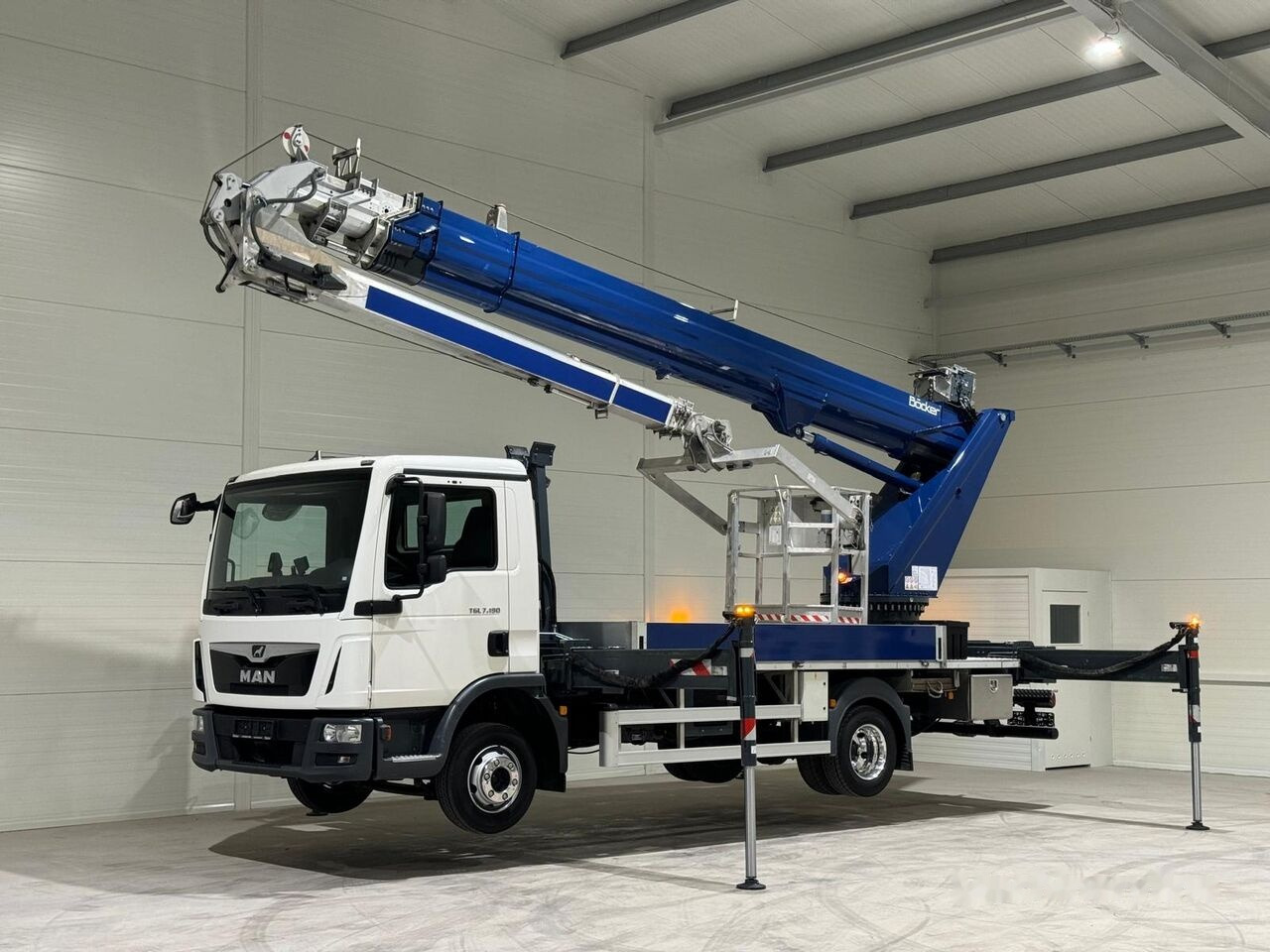 موبايل كرين MAN Böcker AK 37/4000 on chassis: صورة 10