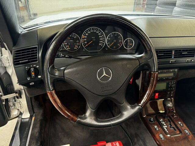 MERCEDES-BENZ SL 320 /280 R 129 Scheckheft Mercedes - كابريوليه: صورة 5 MERCEDES-BENZ SL 320 /280 R 129 Scheckheft Mercedes - كابريوليه: صورة 5