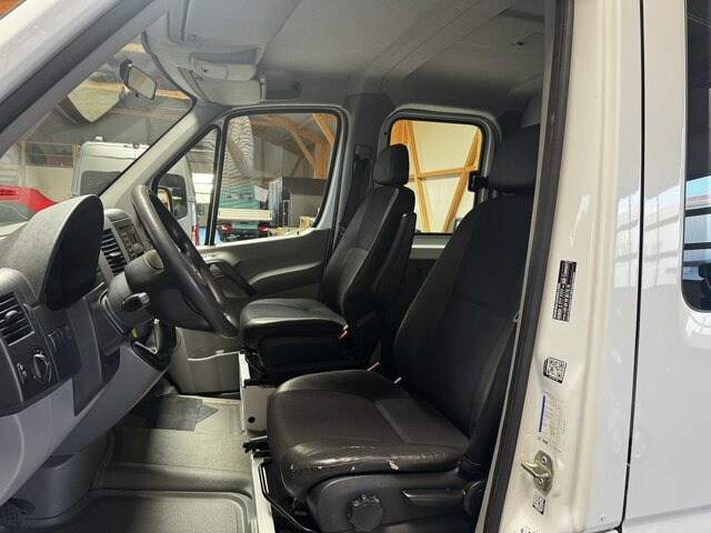 MERCEDES-BENZ Sprinter 316 CDI Doka 4x4 Allrad Plane - شاحنة ستارة جانبية, الشاحنات الصغيرة كابينة مزدوجة: صورة 4 MERCEDES-BENZ Sprinter 316 CDI Doka 4x4 Allrad Plane - شاحنة ستارة جانبية, الشاحنات الصغيرة كابينة مزدوجة: صورة 4