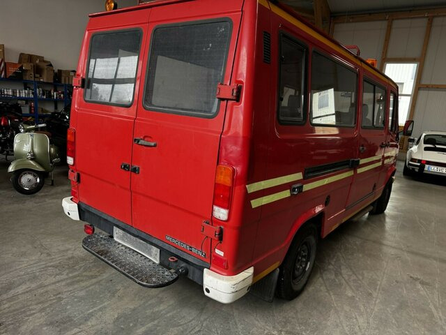 MERCEDES-BENZ T1 310 D Bremer Kombi Feuerwehr1. Hand... - حافلة صغيرة, ميكروباص: صورة 5 MERCEDES-BENZ T1 310 D Bremer Kombi Feuerwehr1. Hand... - حافلة صغيرة, ميكروباص: صورة 5