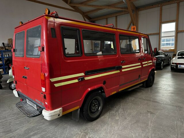 MERCEDES-BENZ T1 310 D Bremer Kombi Feuerwehr1. Hand... - حافلة صغيرة, ميكروباص: صورة 4 MERCEDES-BENZ T1 310 D Bremer Kombi Feuerwehr1. Hand... - حافلة صغيرة, ميكروباص: صورة 4