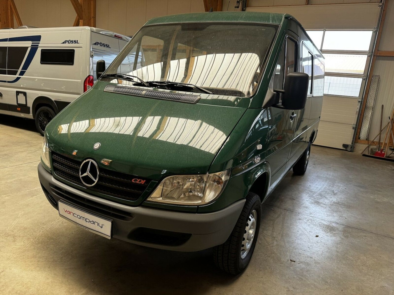 Mercedes-Benz Sprinter 313 CDI 4x4 Allrad ZG3 Topzustand! - ميكروباص, الشاحنات الصغيرة كابينة مزدوجة: صورة 2 Mercedes-Benz Sprinter 313 CDI 4x4 Allrad ZG3 Topzustand! - ميكروباص, الشاحنات الصغيرة كابينة مزدوجة: صورة 2