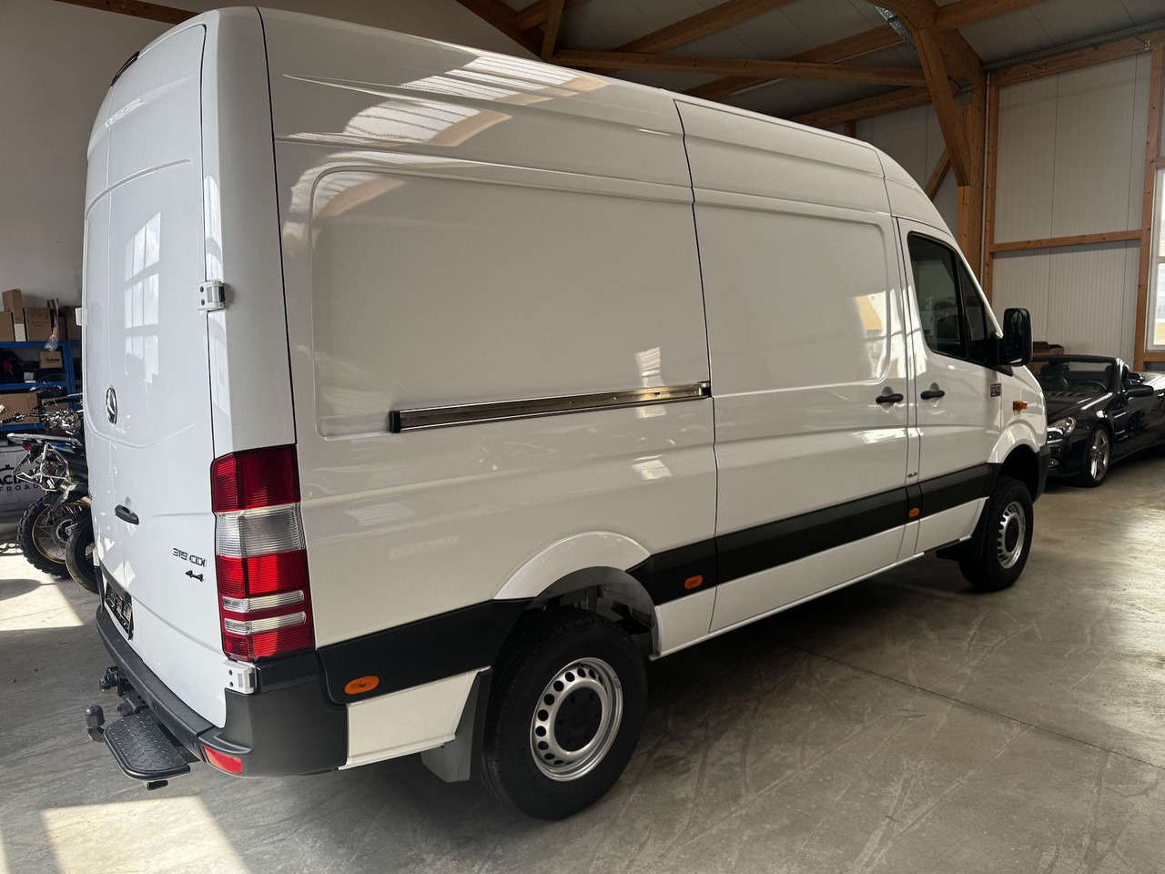 Mercedes-Benz Sprinter 319 CDI 4x4 3.0 V6 Untersetzung 1a! - كرفان فان: صورة 5 Mercedes-Benz Sprinter 319 CDI 4x4 3.0 V6 Untersetzung 1a! - كرفان فان: صورة 5