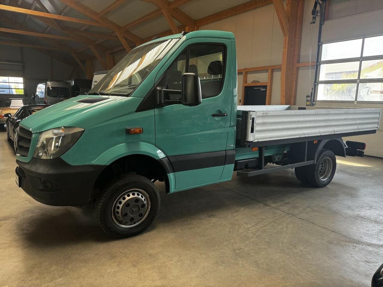 Mercedes-Benz Sprinter 513 CDI 4x4 Allrad Pritsche AHK 3.5t - شاحنة مفتوحة: صورة 2 Mercedes-Benz Sprinter 513 CDI 4x4 Allrad Pritsche AHK 3.5t - شاحنة مفتوحة: صورة 2