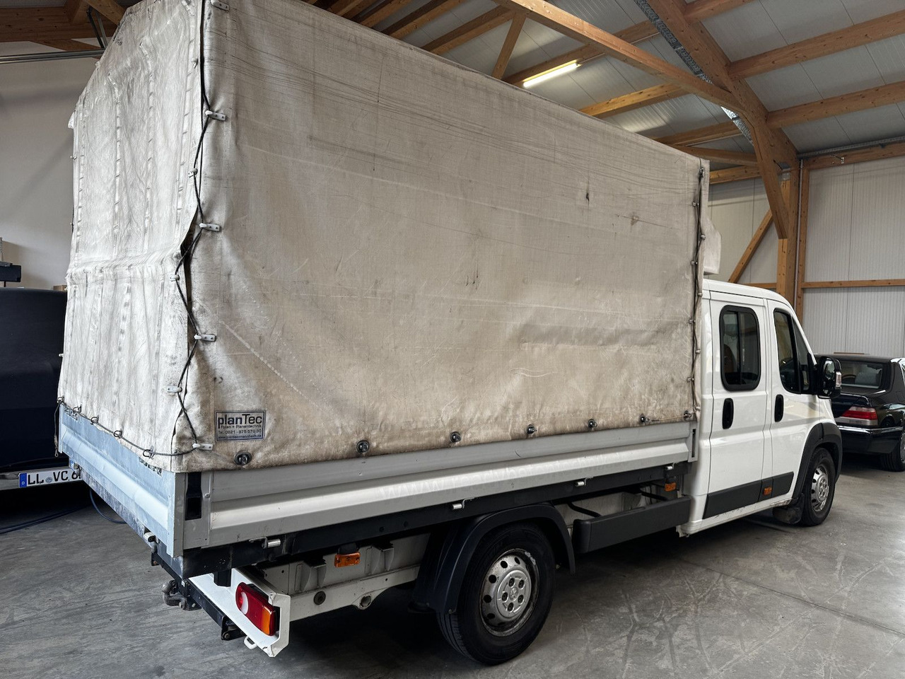 Peugeot Boxer 165 HDI Doka Pritsche Plane Ladekran - شاحنة مفتوحة, الشاحنات الصغيرة كابينة مزدوجة: صورة 5 Peugeot Boxer 165 HDI Doka Pritsche Plane Ladekran - شاحنة مفتوحة, الشاحنات الصغيرة كابينة مزدوجة: صورة 5