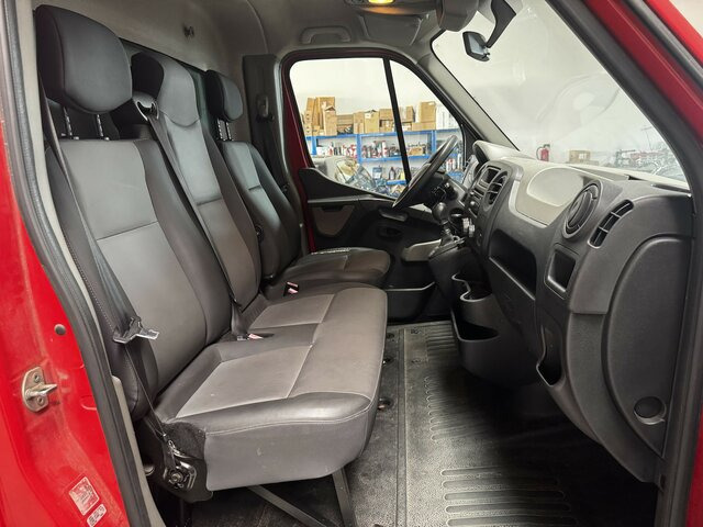 RENAULT Master 2.3 HDI L2 Pritsche Plane... - شاحنة ستارة جانبية: صورة 3 RENAULT Master 2.3 HDI L2 Pritsche Plane... - شاحنة ستارة جانبية: صورة 3