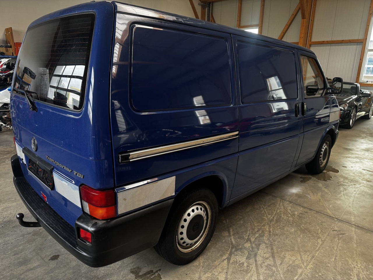 Volkswagen T4 2.5 TDI Syncro 1. Hand - فان المدمجة: صورة 5 Volkswagen T4 2.5 TDI Syncro 1. Hand - فان المدمجة: صورة 5