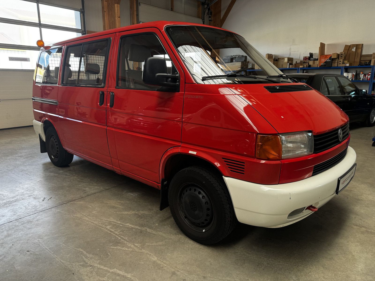 Volkswagen T4 2.5 TDI Syncro 4x4 7-Sitzer 1. Hand! - ميكروباص: صورة 4 Volkswagen T4 2.5 TDI Syncro 4x4 7-Sitzer 1. Hand! - ميكروباص: صورة 4