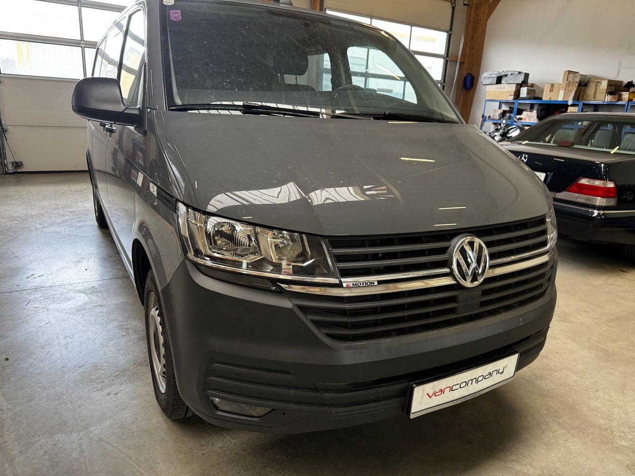 Volkswagen T6.1 lang 5-Sitzer 2.0 TDI 4Motion - سيارة: صورة 3 Volkswagen T6.1 lang 5-Sitzer 2.0 TDI 4Motion - سيارة: صورة 3