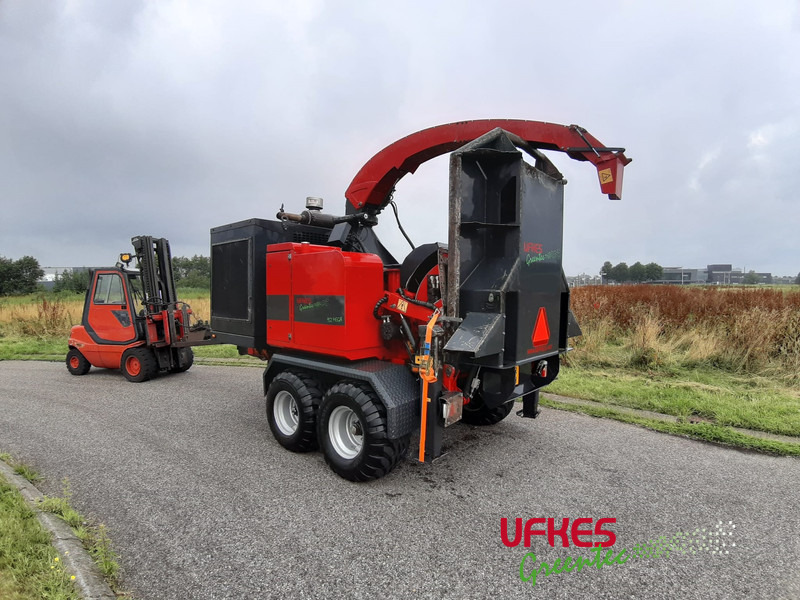 Greentec 952 MEGA M - قاطعة الأخشاب: صورة 2 Greentec 952 MEGA M - قاطعة الأخشاب: صورة 2