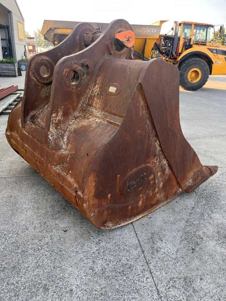 HSM 3.8 m3 - 60/70 tonnes - بكت - آلات البناء: صورة 4 HSM 3.8 m3 - 60/70 tonnes - بكت - آلات البناء: صورة 4