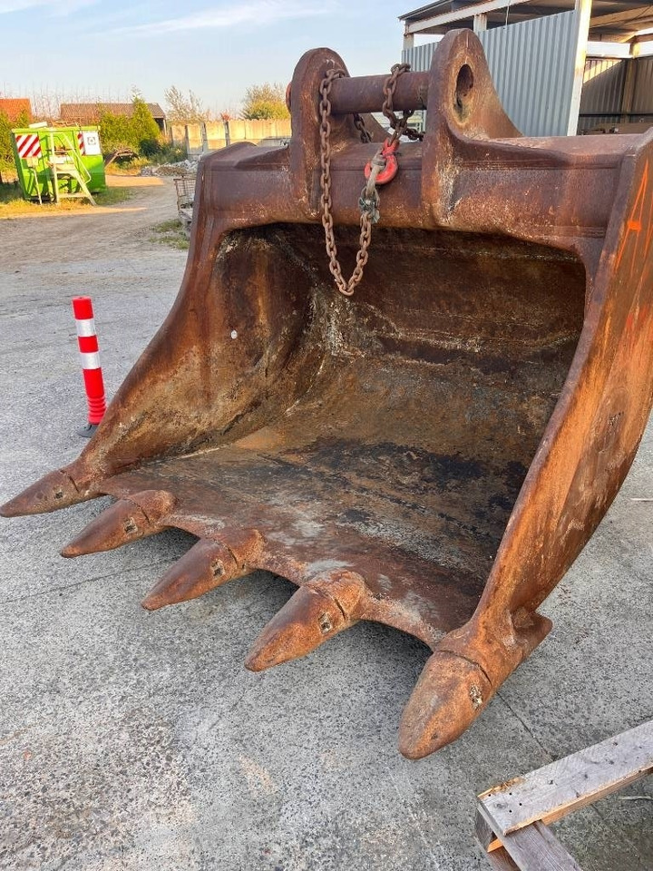 HSM 3.8 m3 - 60/70 tonnes - بكت - آلات البناء: صورة 1 HSM 3.8 m3 - 60/70 tonnes - بكت - آلات البناء: صورة 1