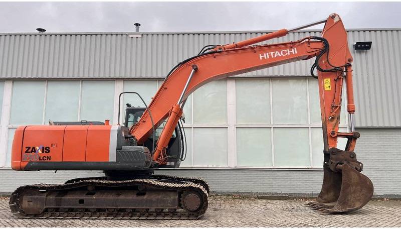 حفار زحاف Hitachi ZX 250 LC N-3: صورة 6 حفار زحاف Hitachi ZX 250 LC N-3: صورة 6