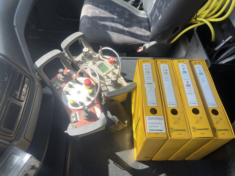 شاحنة خلاطة خرسانة Mercedes-Benz Actros 3241 Putzmeister M24/3 2013 8X4: صورة 18 شاحنة خلاطة خرسانة Mercedes-Benz Actros 3241 Putzmeister M24/3 2013 8X4: صورة 18