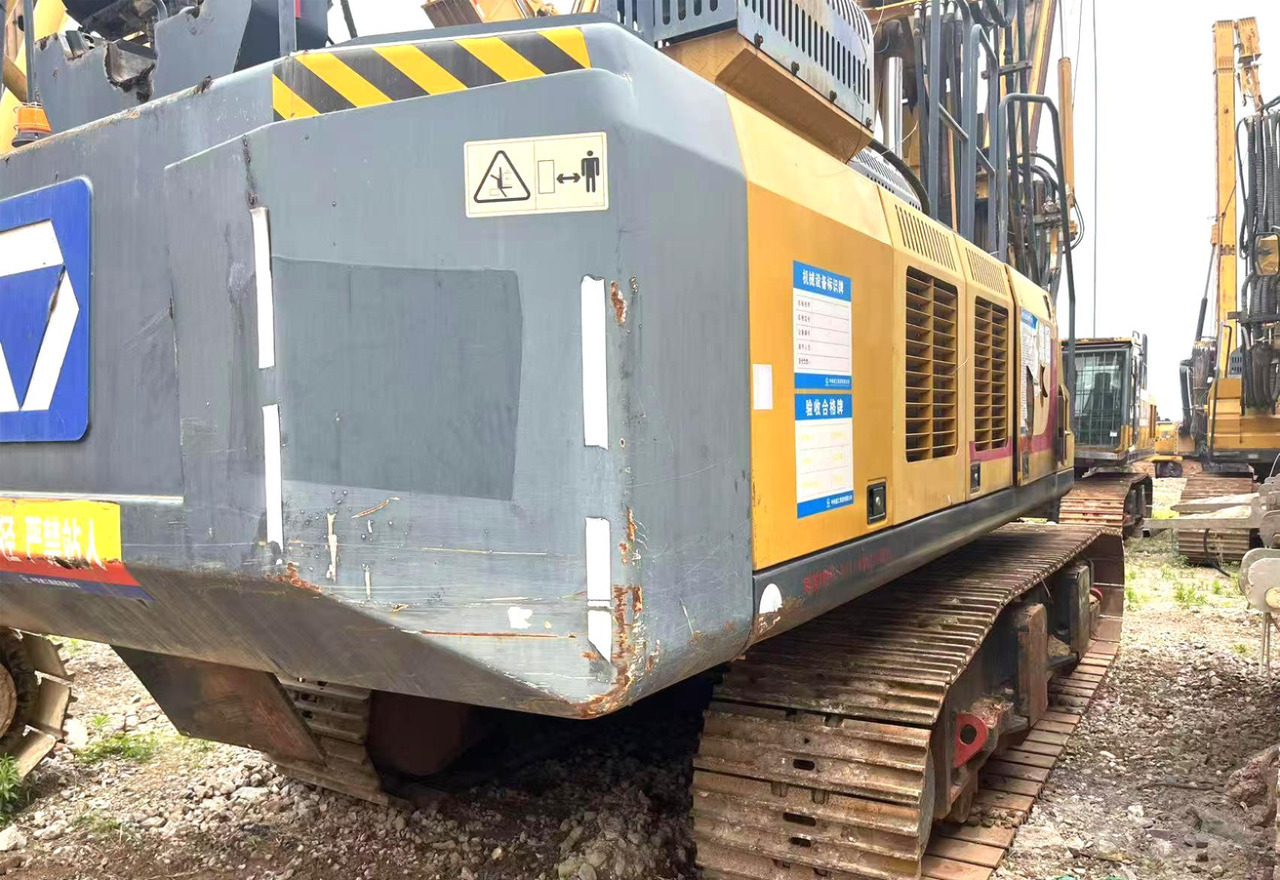 XCMG 2022 official used rotary drilling rig XR220D 67M price - برج الحفر: صورة 4 XCMG 2022 official used rotary drilling rig XR220D 67M price - برج الحفر: صورة 4