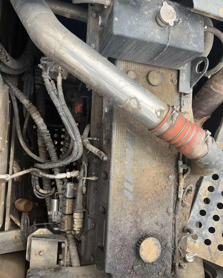 XCMG China XR400D 108m Rotary drilling rig hydraulic machine price - آلات البناء: صورة 4 XCMG China XR400D 108m Rotary drilling rig hydraulic machine price - آلات البناء: صورة 4