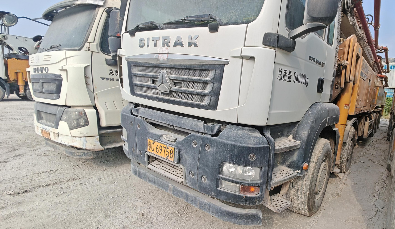 XCMG Manufacturer Second Hand 67m Diesel Hydraulic Concrete Pump HB67V Truck Mounted Concrete Pump Hot Sale - مضخة خرسانة: صورة 3 XCMG Manufacturer Second Hand 67m Diesel Hydraulic Concrete Pump HB67V Truck Mounted Concrete Pump Hot Sale - مضخة خرسانة: صورة 3