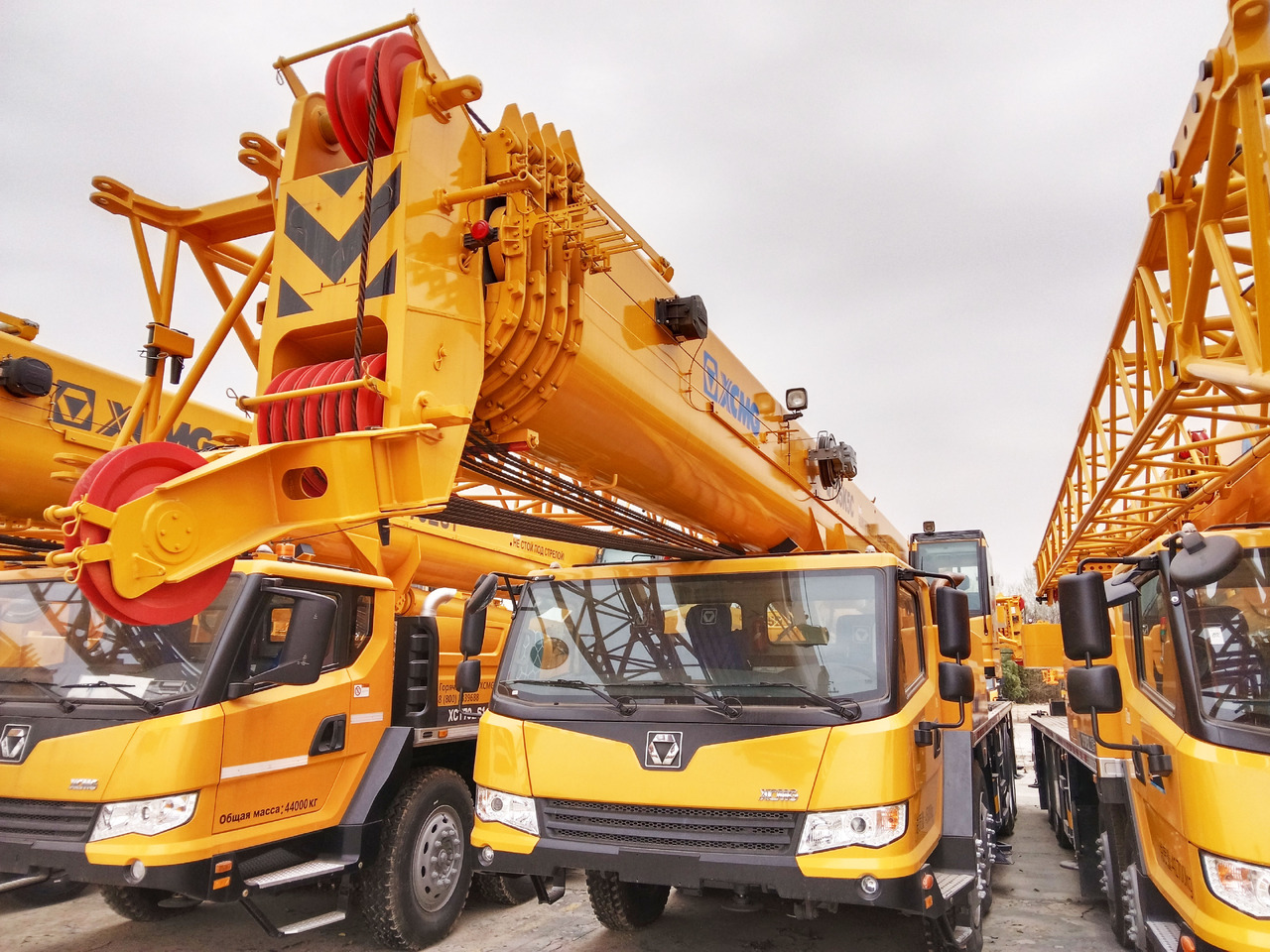 XCMG Manufacturer Second Hand Lorry Truck Crane QY55K5C_2 55 Ton Mobile Hydraulic Crane For Sale - موبايل كرين: صورة 2 XCMG Manufacturer Second Hand Lorry Truck Crane QY55K5C_2 55 Ton Mobile Hydraulic Crane For Sale - موبايل كرين: صورة 2