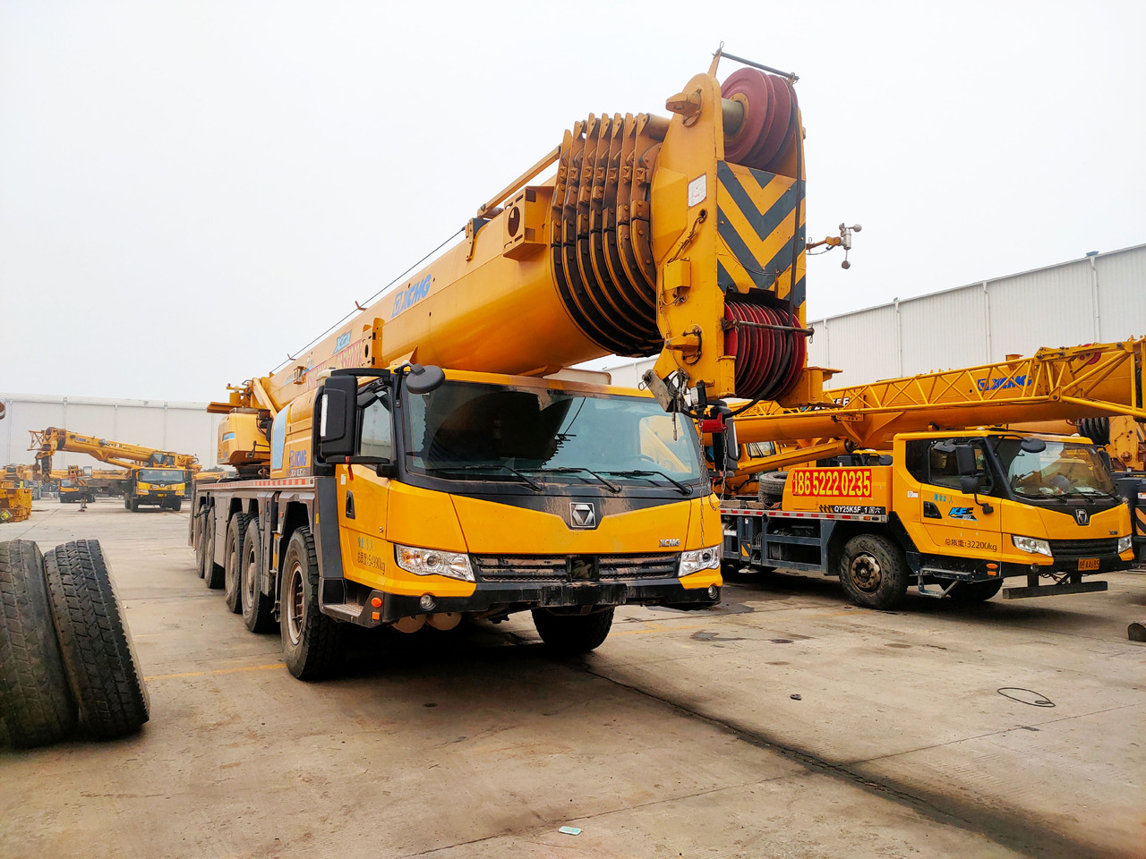 XCMG Official 130t Second Hand All Terrain Mobile Crane XCA130L8C Hydraulic Arm Crane Price List - رافعة لجميع التضاريس: صورة 2 XCMG Official 130t Second Hand All Terrain Mobile Crane XCA130L8C Hydraulic Arm Crane Price List - رافعة لجميع التضاريس: صورة 2