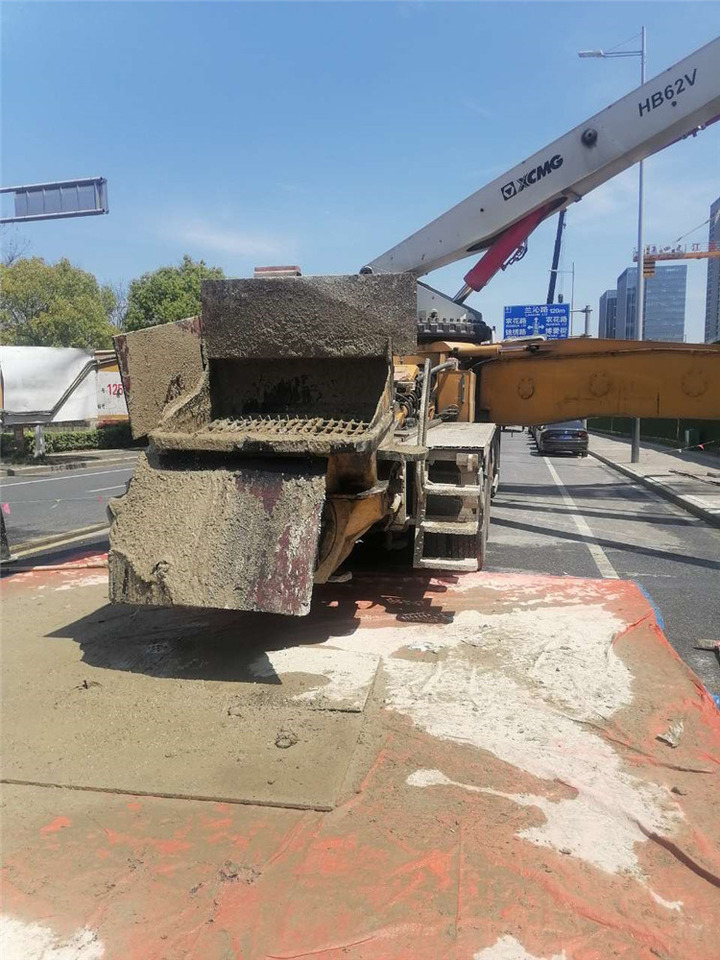 XCMG Official 2019 Year Hb62V Second Hand Used Hydraulic Concrete Pump Truck - مضخة خرسانة: صورة 5 XCMG Official 2019 Year Hb62V Second Hand Used Hydraulic Concrete Pump Truck - مضخة خرسانة: صورة 5