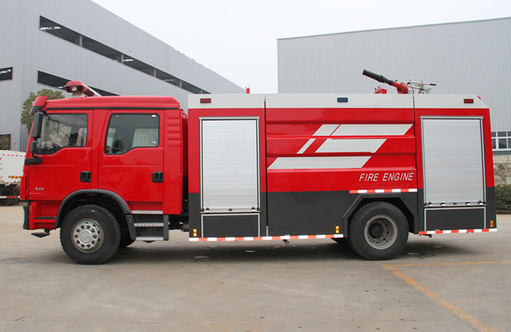 XCMG Official 2024 Year Used Fire Fighting Truck YZR5110 China Water Tank Fire Rescue Truck For Sale - سيارة إطفاء: صورة 4 XCMG Official 2024 Year Used Fire Fighting Truck YZR5110 China Water Tank Fire Rescue Truck For Sale - سيارة إطفاء: صورة 4