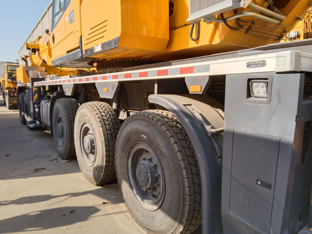XCMG Official 8-Section XCA130L8_2 Used Knuckle Boom Truck Crane 130 Ton Hydraulic Crane Price - رافعة لجميع التضاريس: صورة 5 XCMG Official 8-Section XCA130L8_2 Used Knuckle Boom Truck Crane 130 Ton Hydraulic Crane Price - رافعة لجميع التضاريس: صورة 5