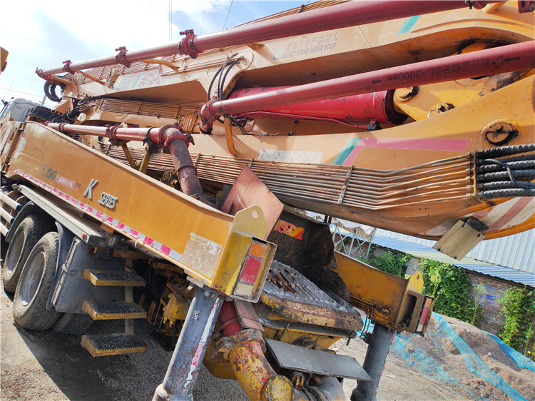 XCMG Official Hb60K 2016 Year Used 56m Truck-Mounted Concrete Pump Truck for Sale - مضخة خرسانة: صورة 4 XCMG Official Hb60K 2016 Year Used 56m Truck-Mounted Concrete Pump Truck for Sale - مضخة خرسانة: صورة 4