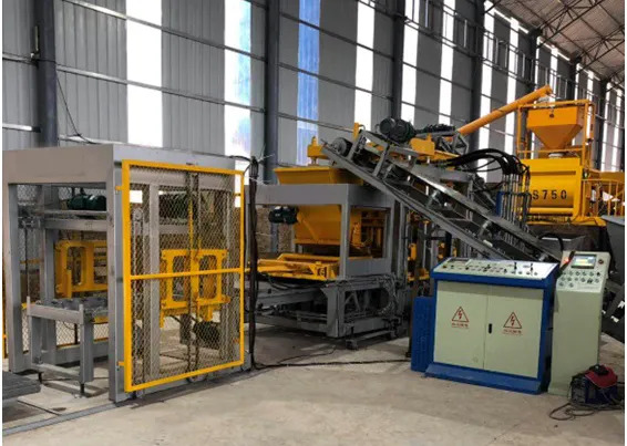 XCMG Official MM8-15 Block Making Machine for Make Clay Brick - ماكينة البلوك: صورة 4 XCMG Official MM8-15 Block Making Machine for Make Clay Brick - ماكينة البلوك: صورة 4