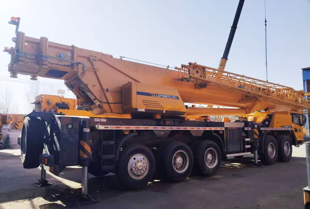 XCMG Official Second Hand 100 Ton Truck Crane QY100K7C_1 Mobile Crane Price - موبايل كرين: صورة 4 XCMG Official Second Hand 100 Ton Truck Crane QY100K7C_1 Mobile Crane Price - موبايل كرين: صورة 4