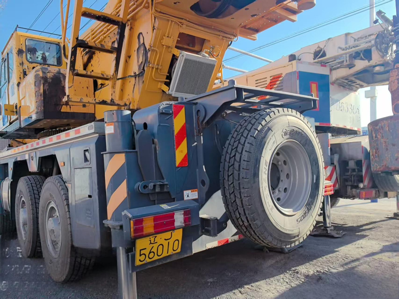 XCMG Official Second Hand Pickup Truck Crane XCA130L8C 130Ton Used All Terrain Cranes Hot Sale - رافعة لجميع التضاريس: صورة 2 XCMG Official Second Hand Pickup Truck Crane XCA130L8C 130Ton Used All Terrain Cranes Hot Sale - رافعة لجميع التضاريس: صورة 2
