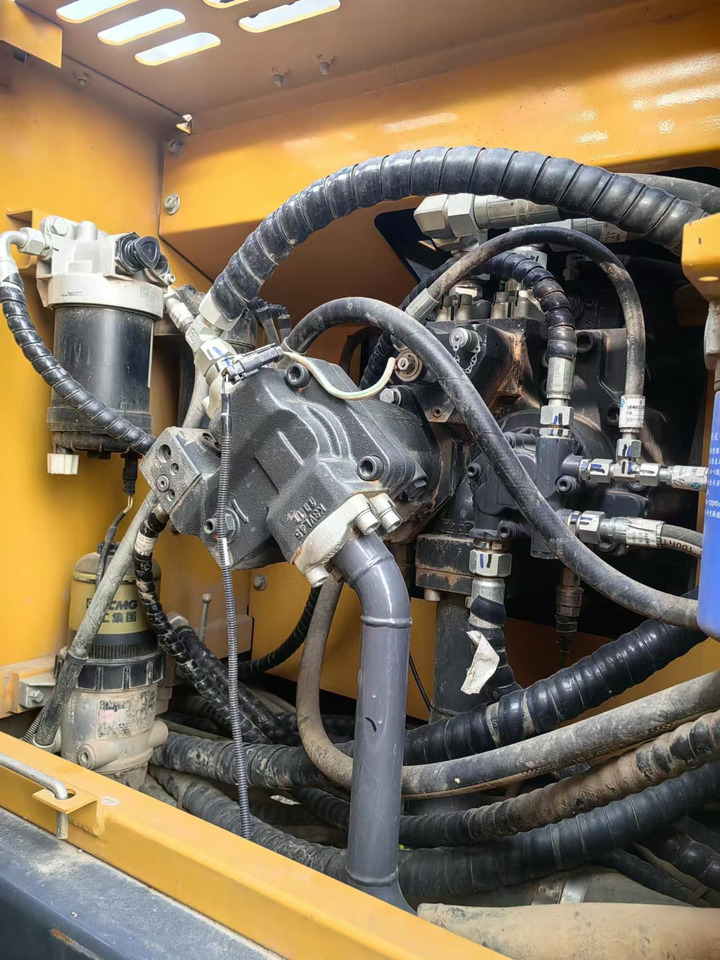 XCMG Official Second Hand Rotary Drill Machine XR160E Small Crawler Drill Rig Hot Sale - برج الحفر: صورة 3 XCMG Official Second Hand Rotary Drill Machine XR160E Small Crawler Drill Rig Hot Sale - برج الحفر: صورة 3