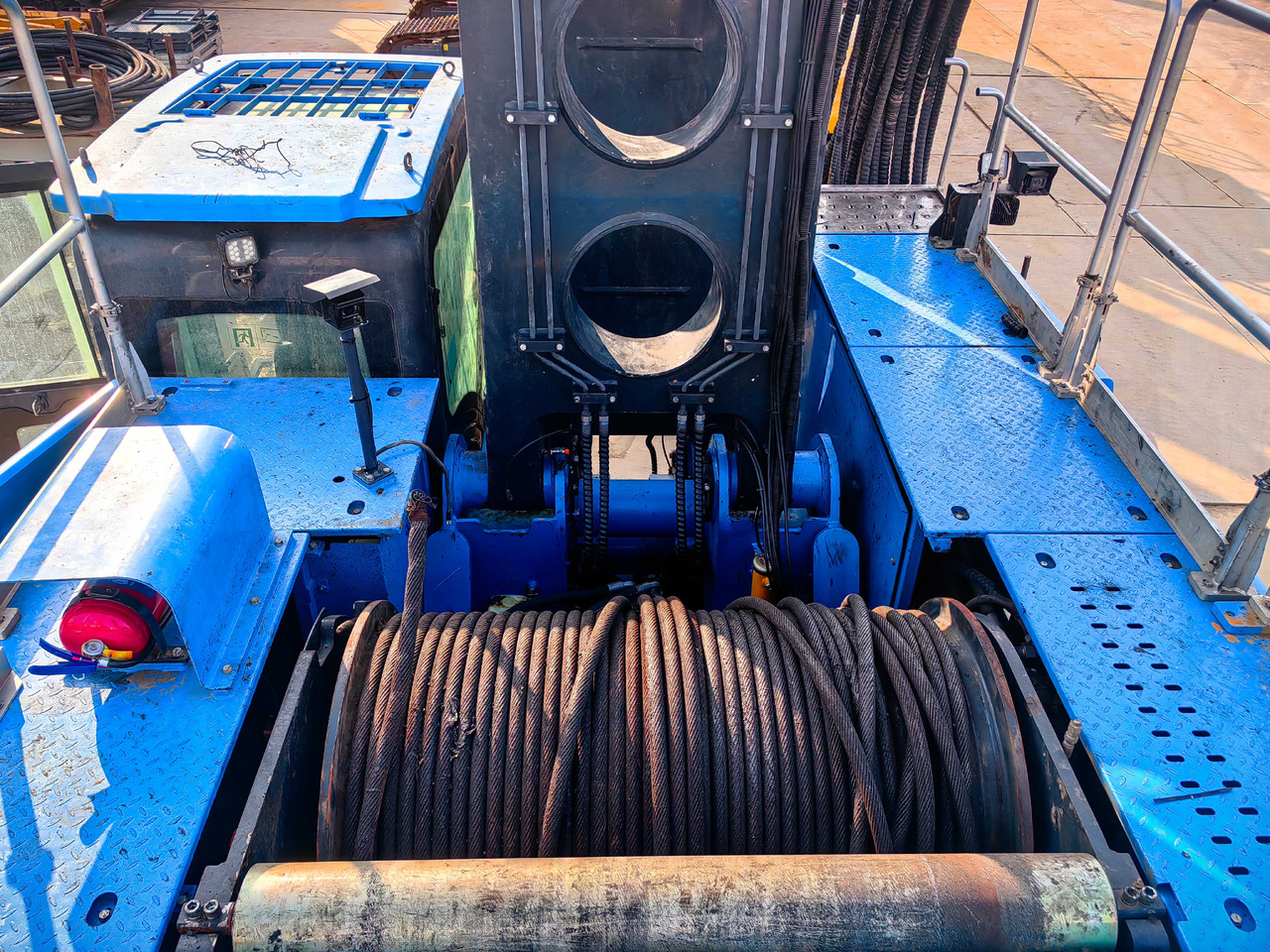 XCMG Official Second Hand XR240E 80m Rotary Drilling Rig Machine Hot Sale - برج الحفر: صورة 2 XCMG Official Second Hand XR240E 80m Rotary Drilling Rig Machine Hot Sale - برج الحفر: صورة 2