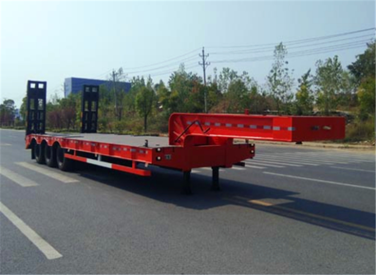 XCMG Official Semi Trailer XLXZ9400TDP 3 Axles Lowbed Trailer for Sale - عربة منخفضة مسطحة نصف مقطورة: صورة 5 XCMG Official Semi Trailer XLXZ9400TDP 3 Axles Lowbed Trailer for Sale - عربة منخفضة مسطحة نصف مقطورة: صورة 5