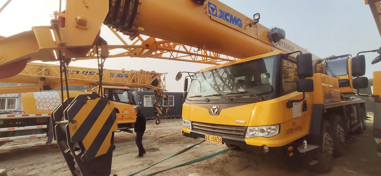 XCMG Official Used Pickup Truck Crane QY55K5D Telescopic Truck Crane Hot Sale - موبايل كرين: صورة 2 XCMG Official Used Pickup Truck Crane QY55K5D Telescopic Truck Crane Hot Sale - موبايل كرين: صورة 2