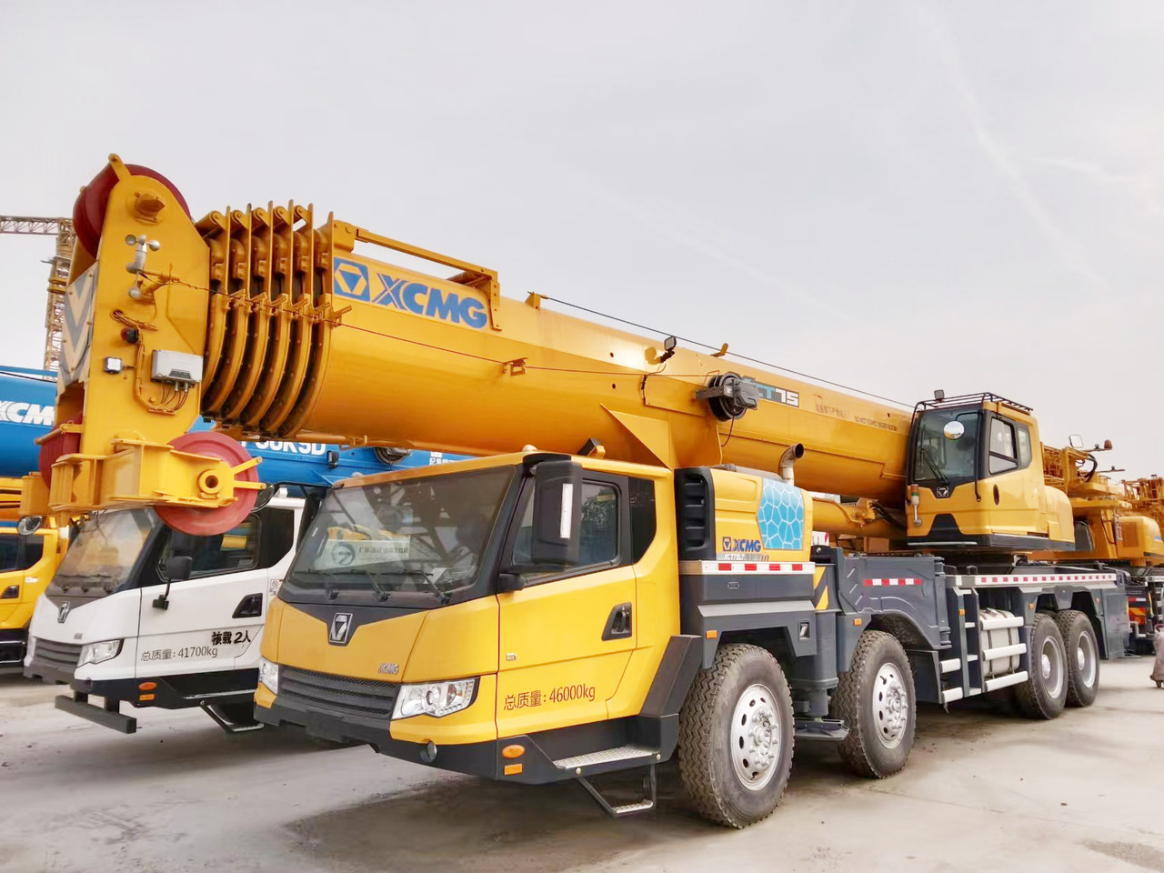 XCMG Official Used Truck Crane XCT75L7 75 Ton Mobile Crane Machine For Sale - موبايل كرين: صورة 3 XCMG Official Used Truck Crane XCT75L7 75 Ton Mobile Crane Machine For Sale - موبايل كرين: صورة 3
