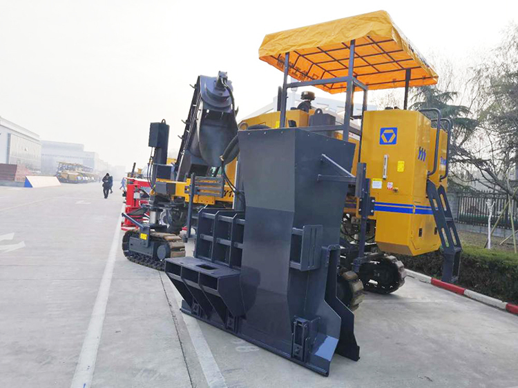 XCMG Official XGNC1800 Road Slipform Paver Concrete Curb Paver Machine - آلة رصف الخرسانة: صورة 3 XCMG Official XGNC1800 Road Slipform Paver Concrete Curb Paver Machine - آلة رصف الخرسانة: صورة 3
