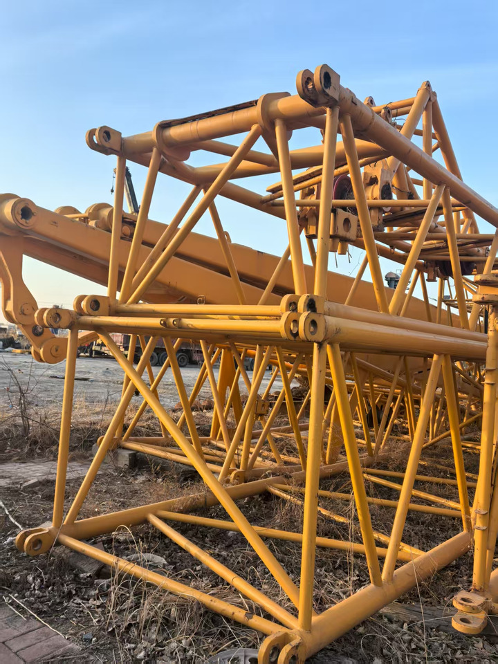 XCMG QAY500 used 500ton diesel all terrain truck crane with telescopic arm price - رافعة لجميع التضاريس: صورة 4 XCMG QAY500 used 500ton diesel all terrain truck crane with telescopic arm price - رافعة لجميع التضاريس: صورة 4